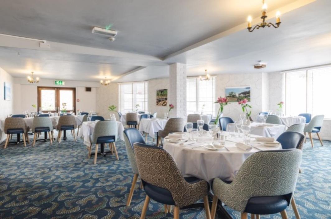Beausite Hotel Grouville Экстерьер фото
