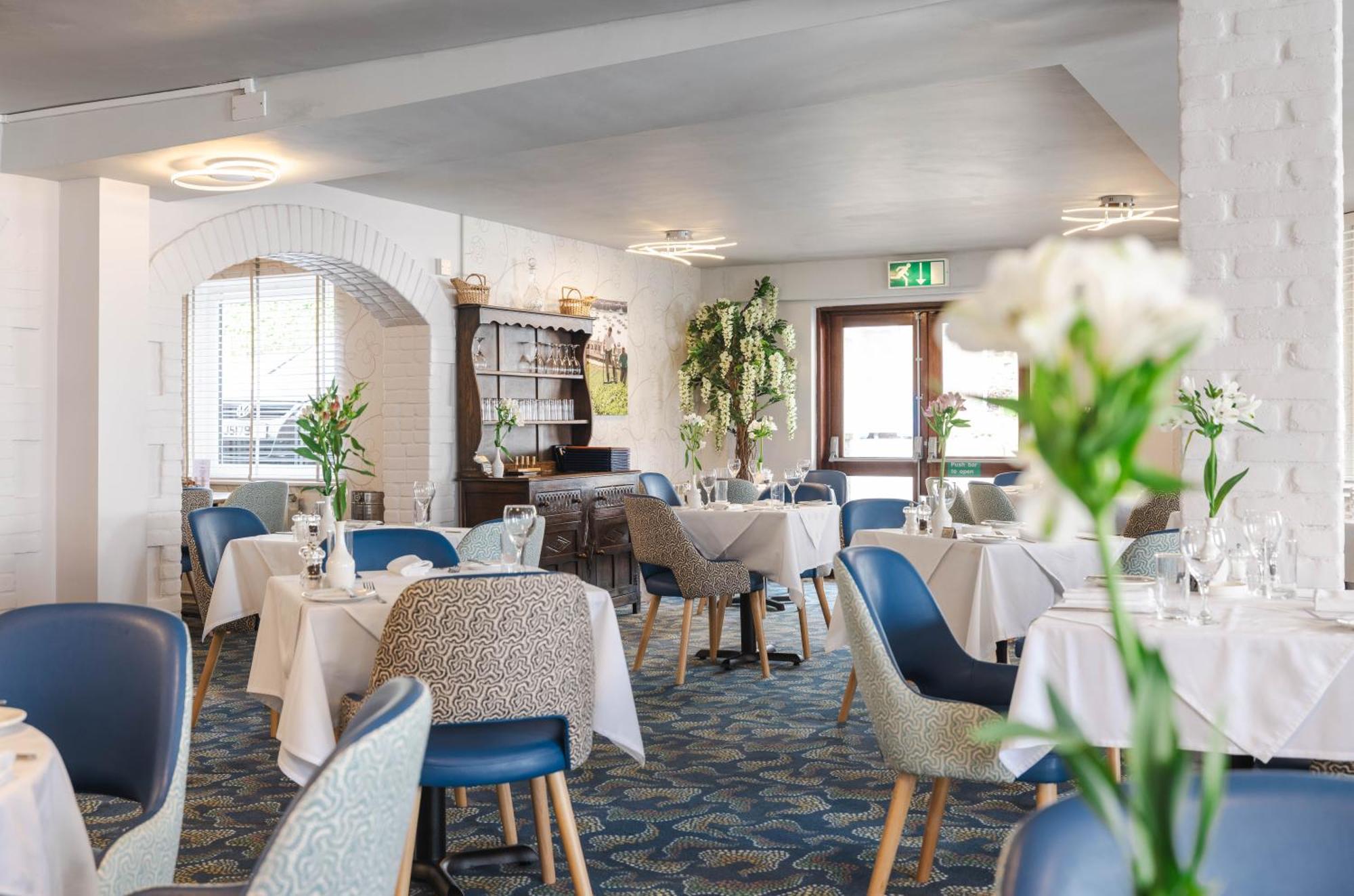 Beausite Hotel Grouville Экстерьер фото